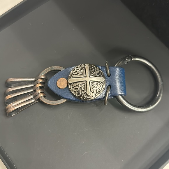 Leather Keychain - Picture 8 of 10